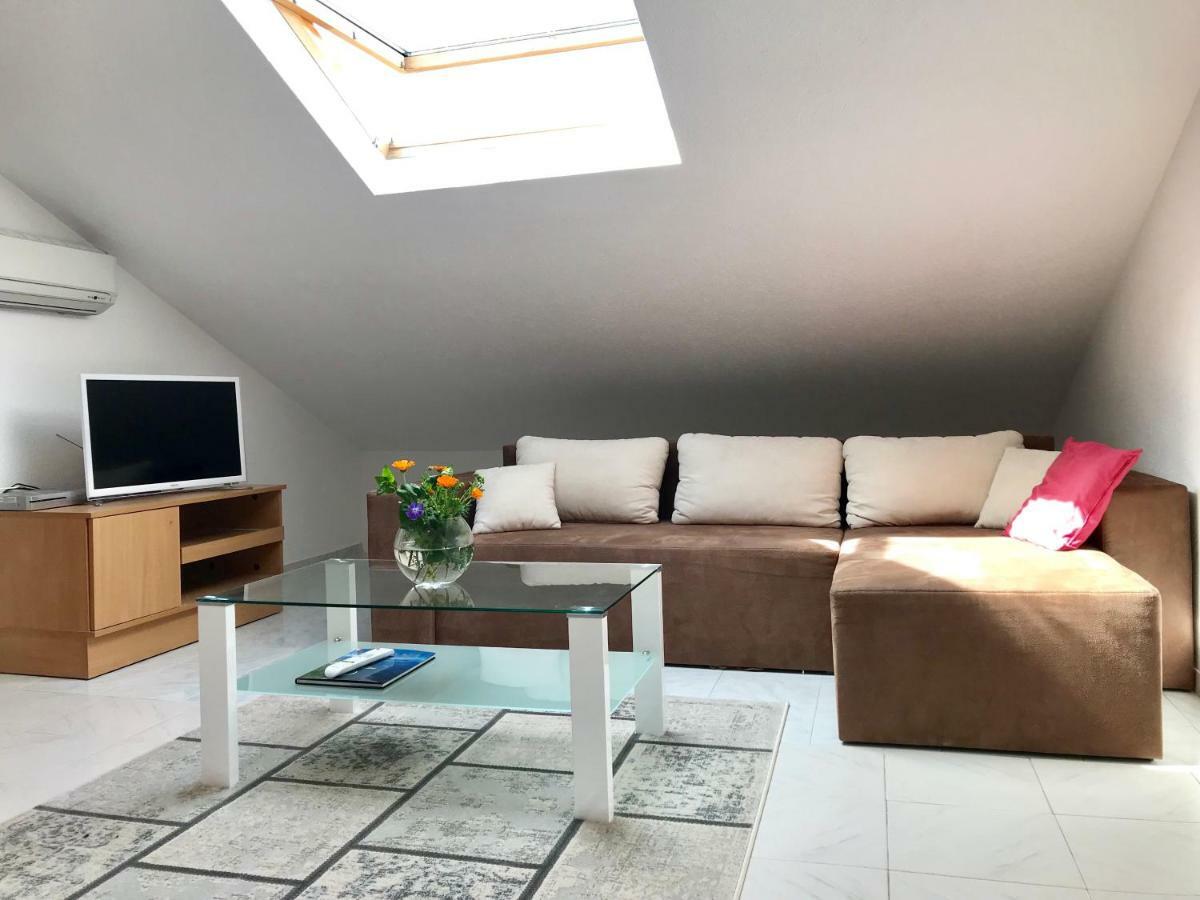 Apartment Vita Мали-Лошинь Экстерьер фото