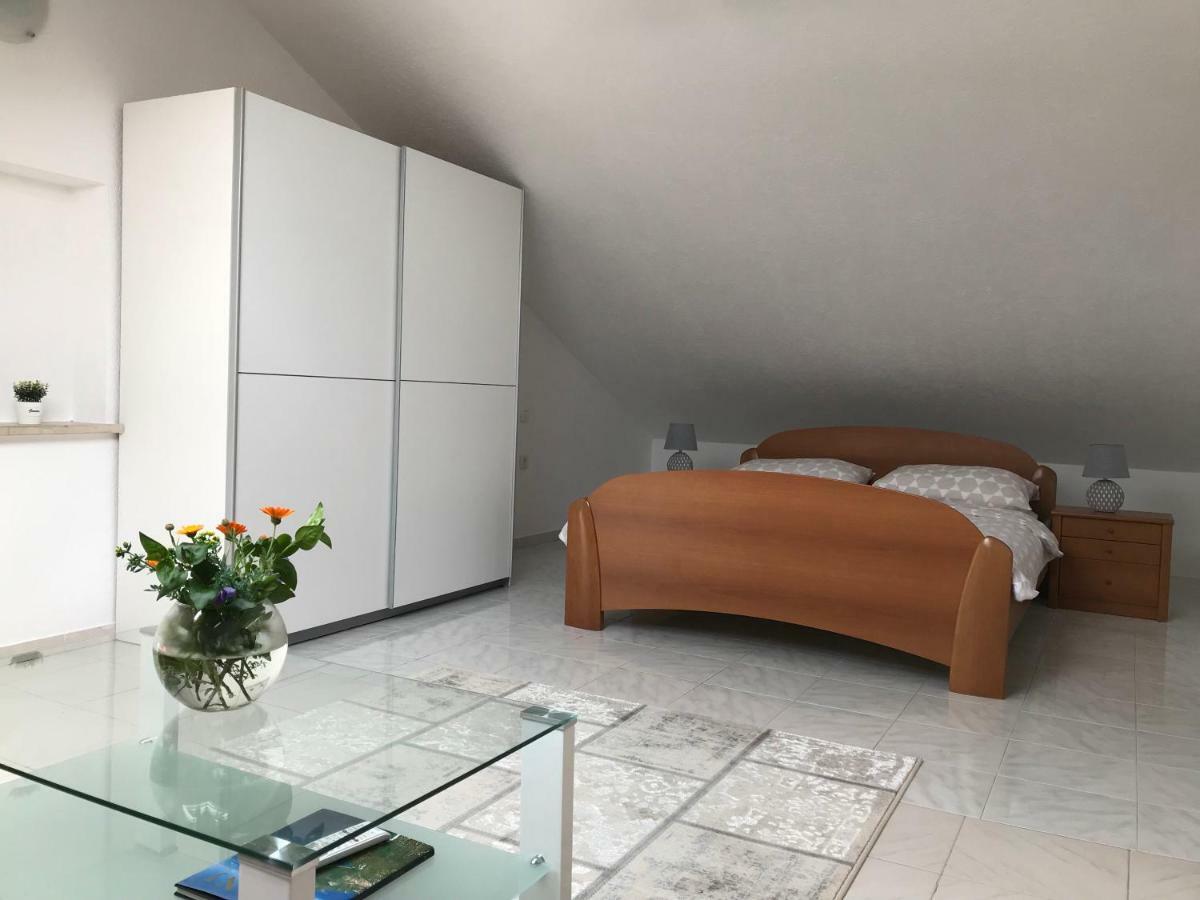 Apartment Vita Мали-Лошинь Экстерьер фото